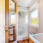 Pet Friendly Home In Sainte-Gemme Holiday home